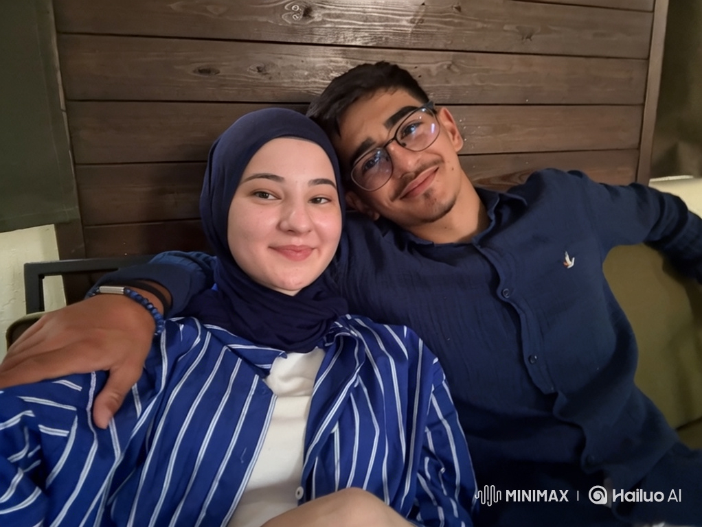 Family Moment: Couple and Children's Intimate Interactions