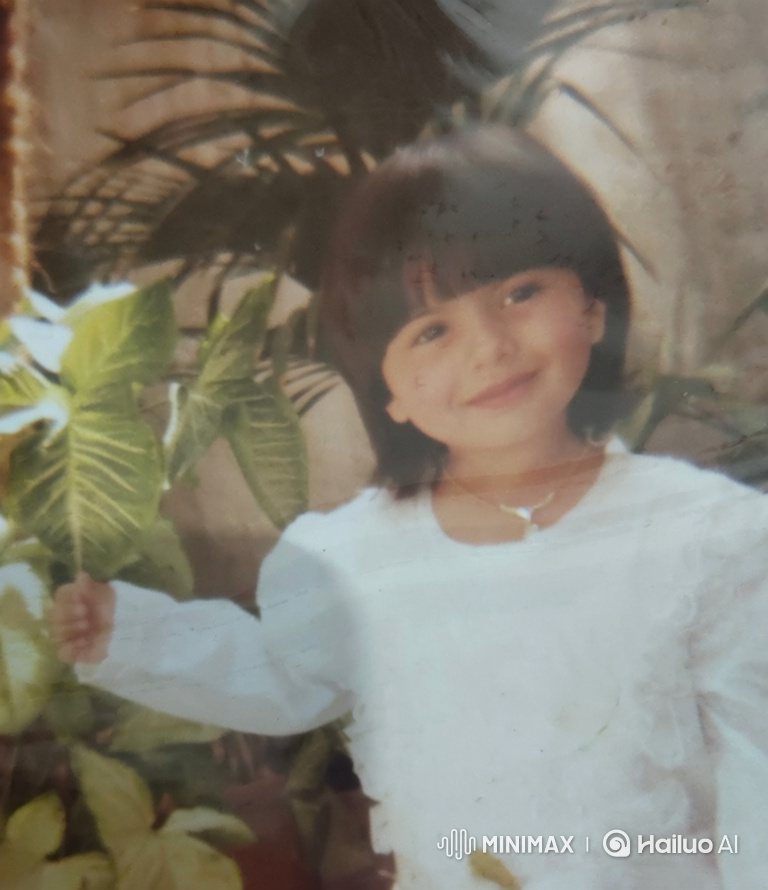 Nostalgic 4K Portrait of a Girl in a Vintage Room